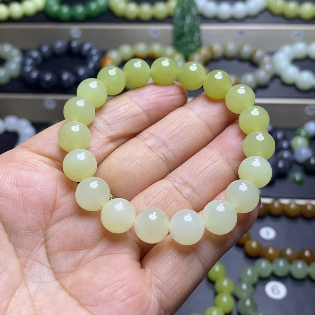 和田玉未镶嵌手串