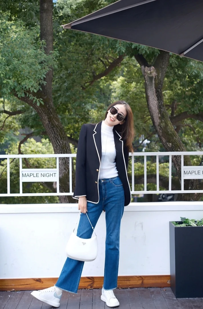 99新 Celine/思琳 瑟琳/Celine 蓝色金扣西装校服 99新 36码