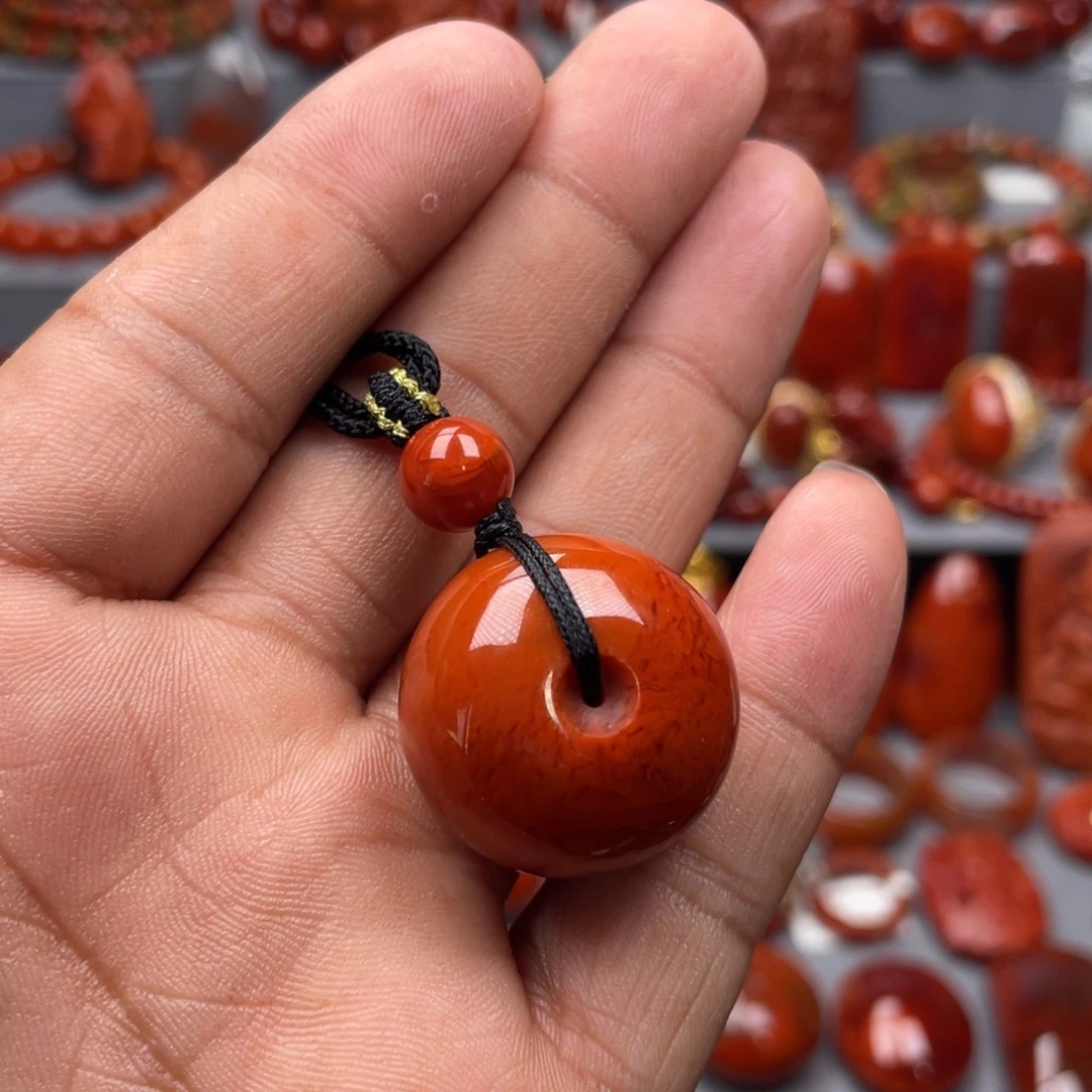 南红玛瑙未镶嵌珠宝奇石吊坠