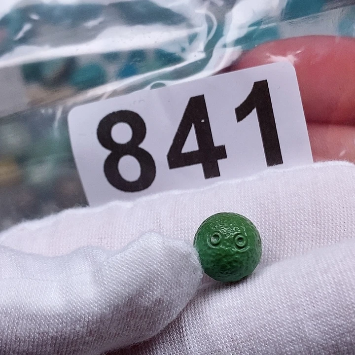 8***宝绿松石未镶嵌珠宝奇石