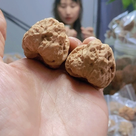 【闪购商品】把件文玩核桃37蛤蟆头红皮
