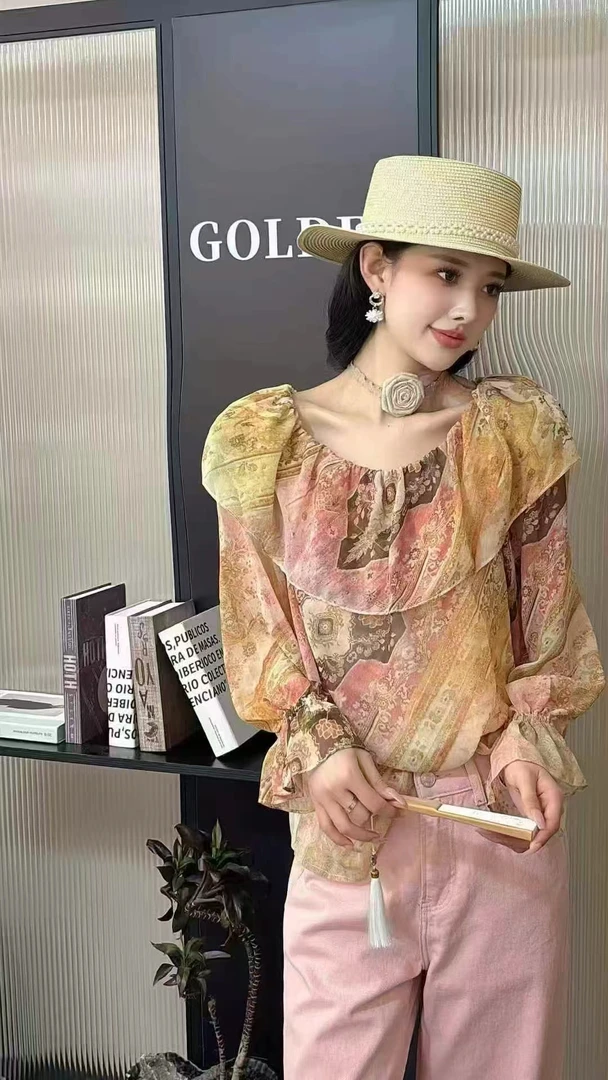 短袖漂白宽松型有轻职风小衫时尚碎花莫奈花园风