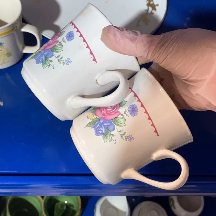 瓷片强化瓷茶杯一对