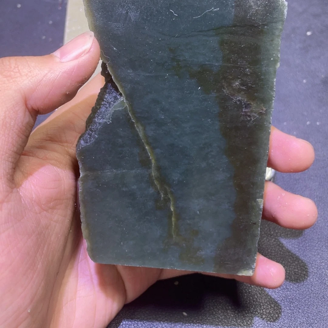 未镶嵌和田玉（糖玉）珠宝半成品