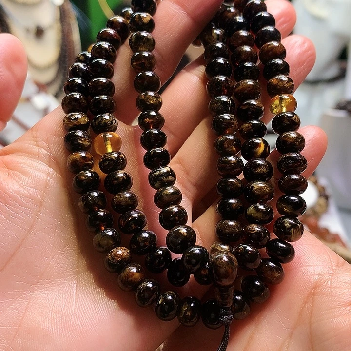 随***去琥珀未镶嵌裸石今天