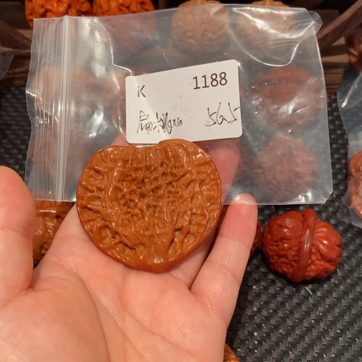尛***生文玩核桃把件精品文玩