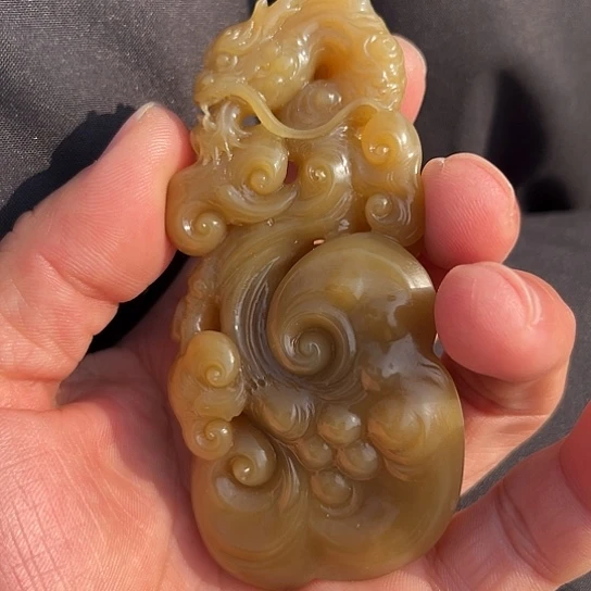 和田玉挂件未镶嵌