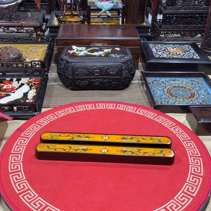 紫檀木类成套家具