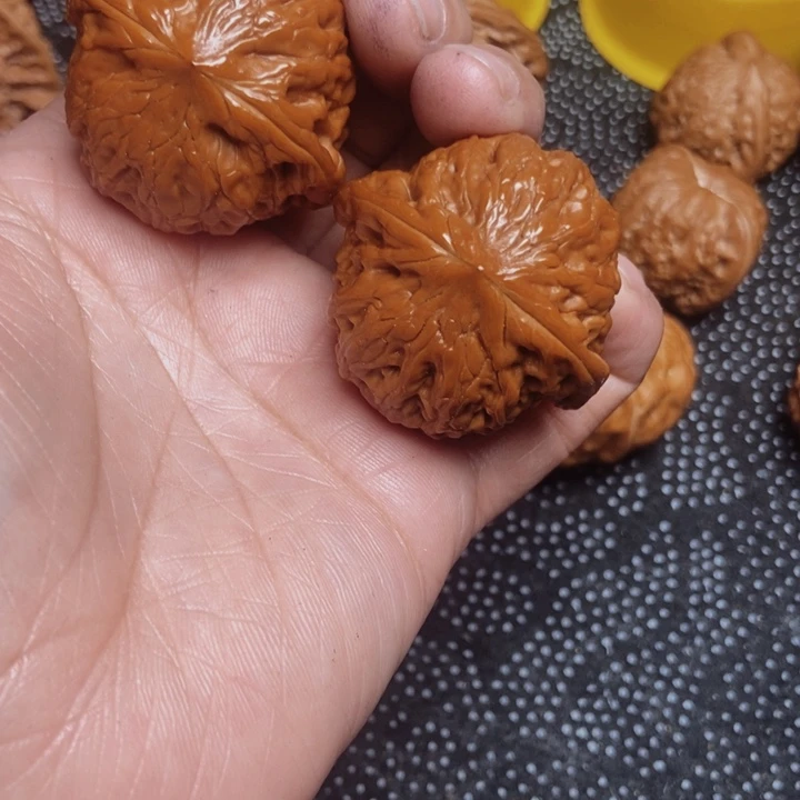 文玩核桃吊坠特**人文玩46