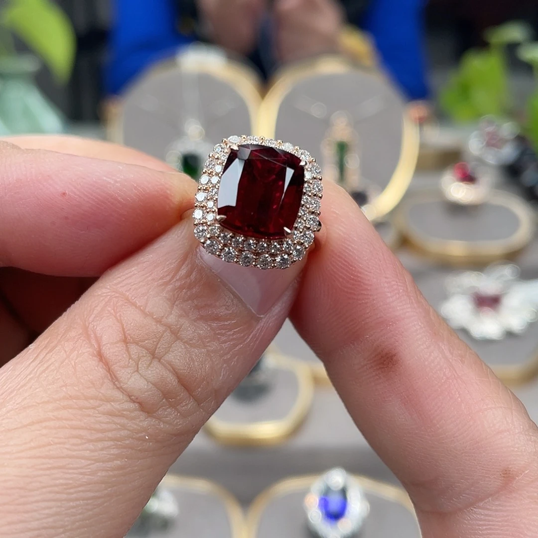 碧玺戒指18K金镶嵌5.25ct