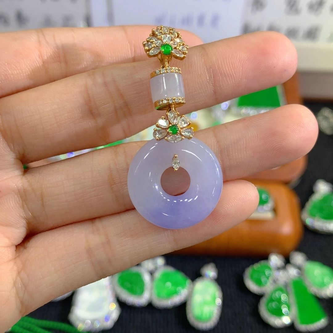 翡翠18K金镶嵌吊坠(不含链)甜甜圈