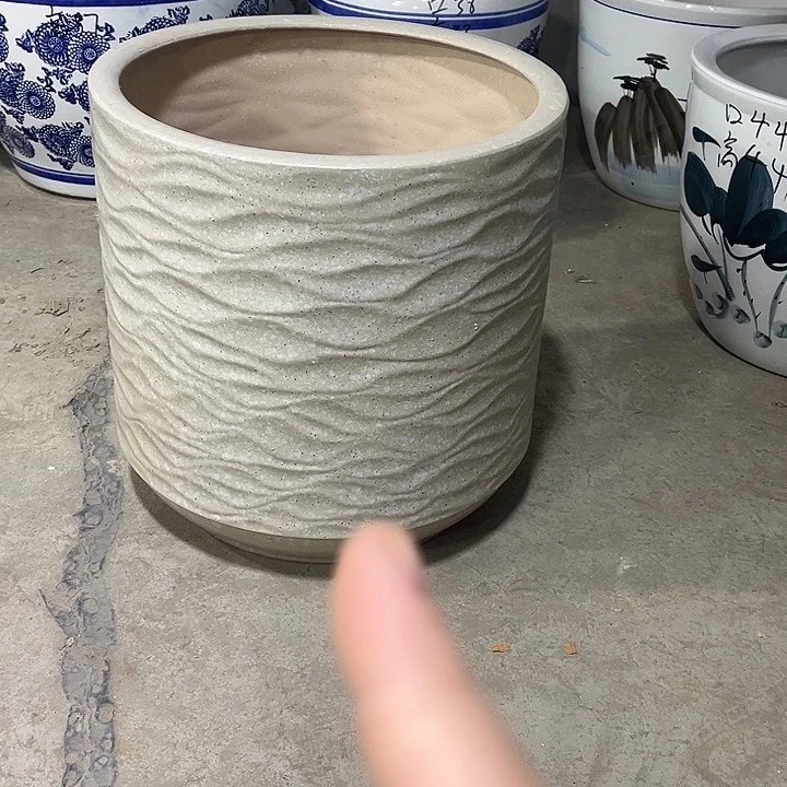 陶瓷大花盆微 瑕疵特大一个