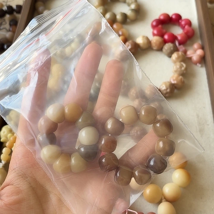 柒***夏菩提根/象牙果手串手捻微瑕