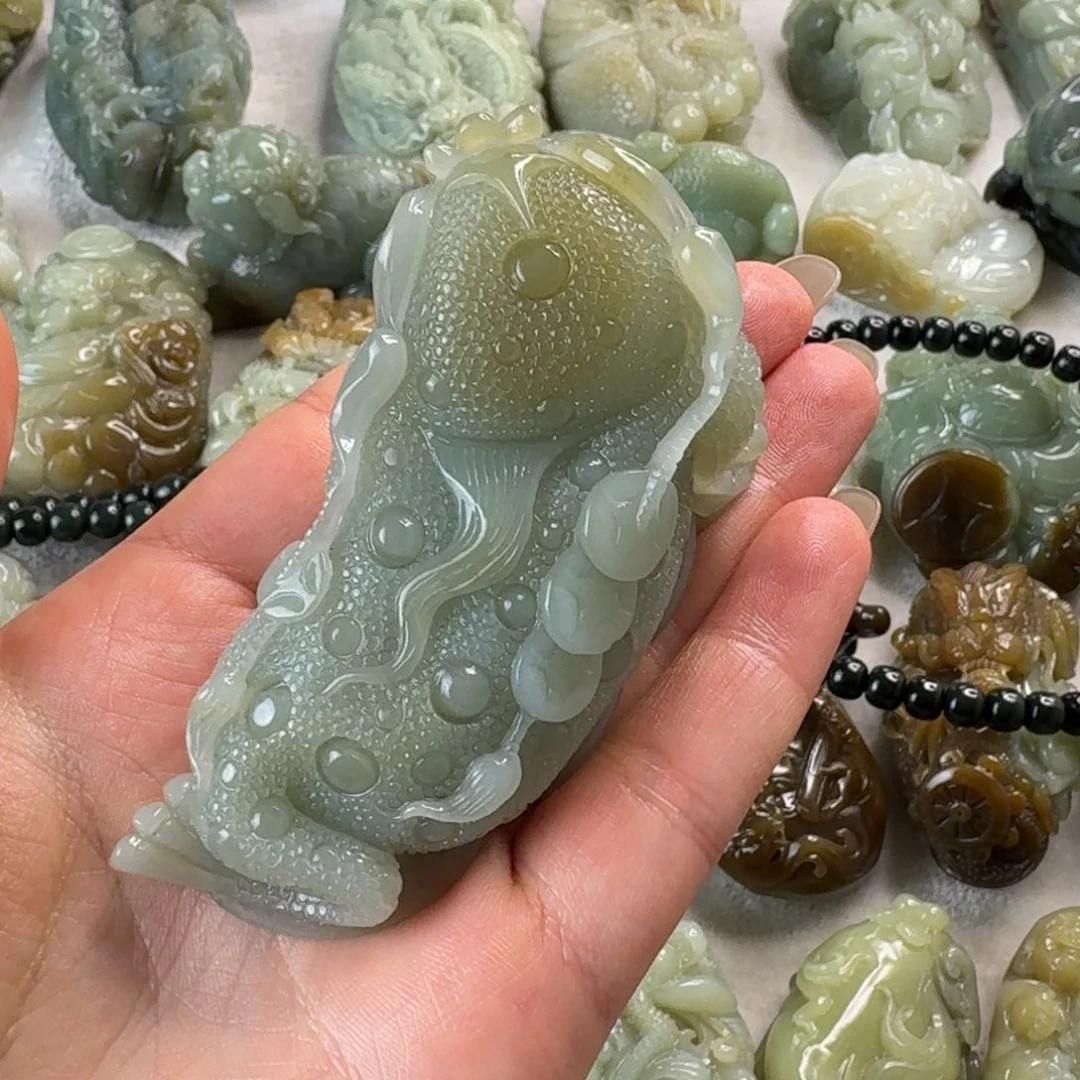 晚***6和田玉未镶嵌把件