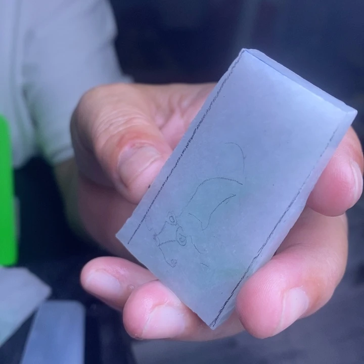定制翡翠未镶嵌