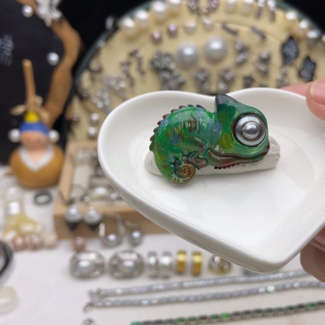 海水珍珠银S925镶嵌画框彩银变色龙胸针吊坠两用