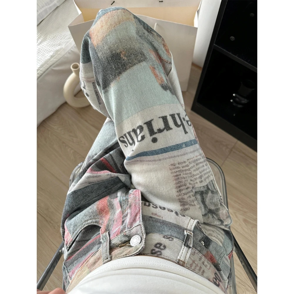 美式高街印花报纸牛仔裤女2025春季高腰显瘦直筒宽松阔腿拖地裤子