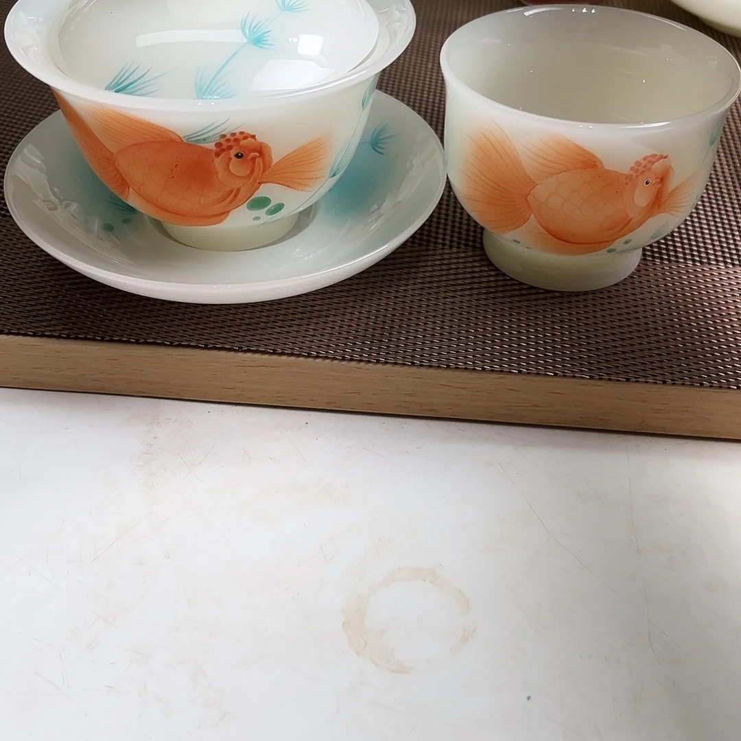 瓷片高档皙白玉瓷臭手绘金鱼盖碗➕金鱼主人杯