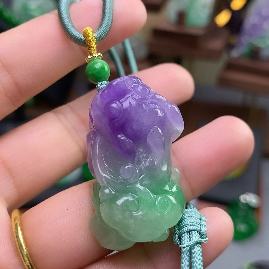 吊坠(赠链)未镶嵌翡翠