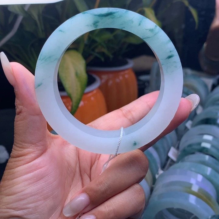 定制翡翠58-60圈未镶嵌