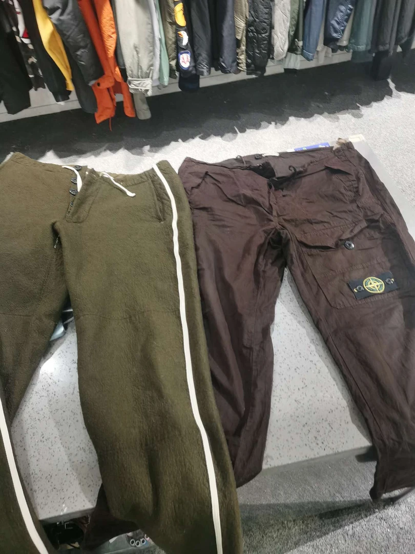 05936/stone island 咖啡色府绸工装裤 有内胆