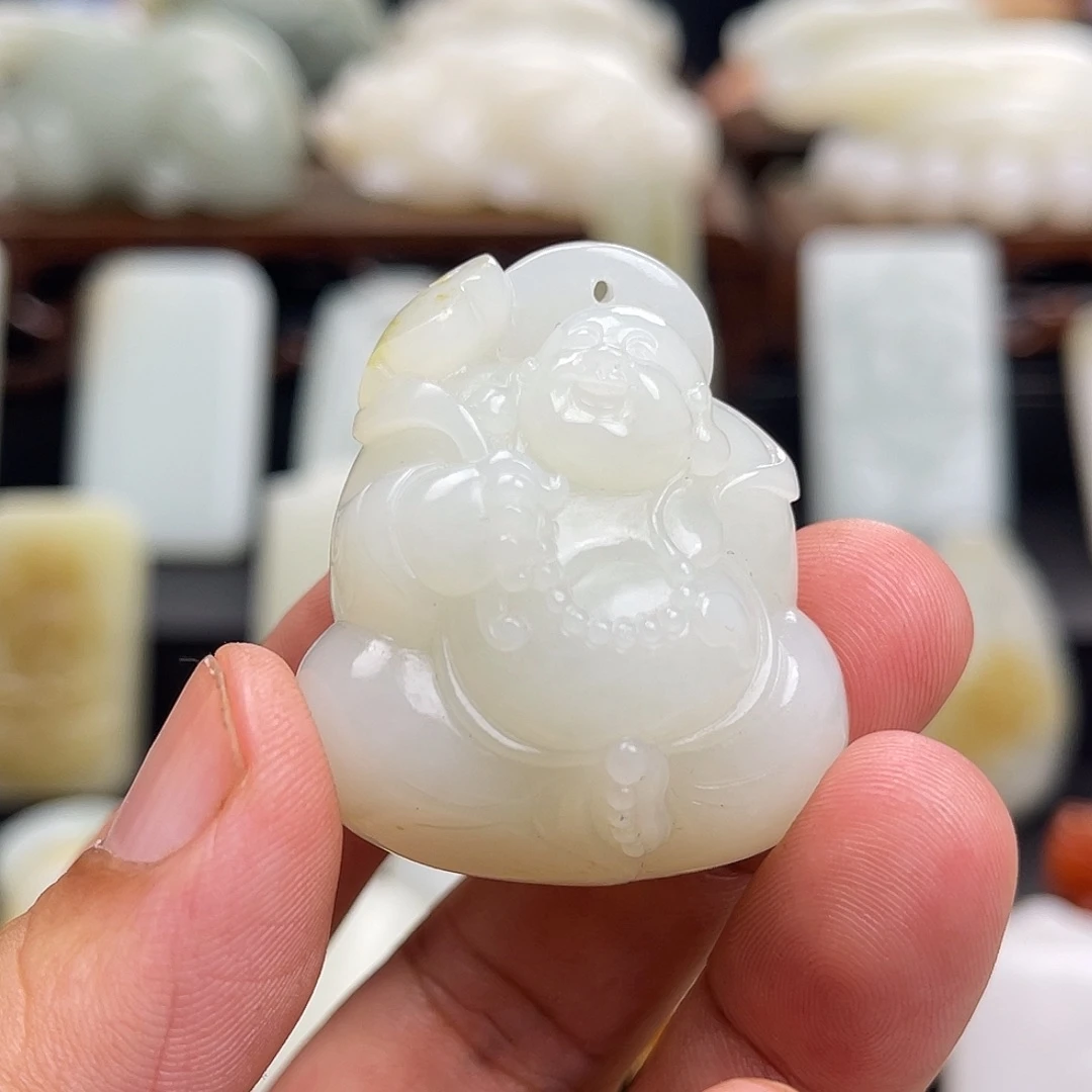 颈饰未镶嵌和田玉