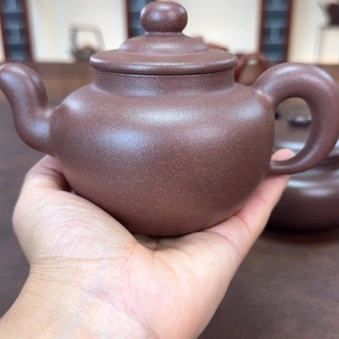 L***O茶壶紫砂道洪疾风