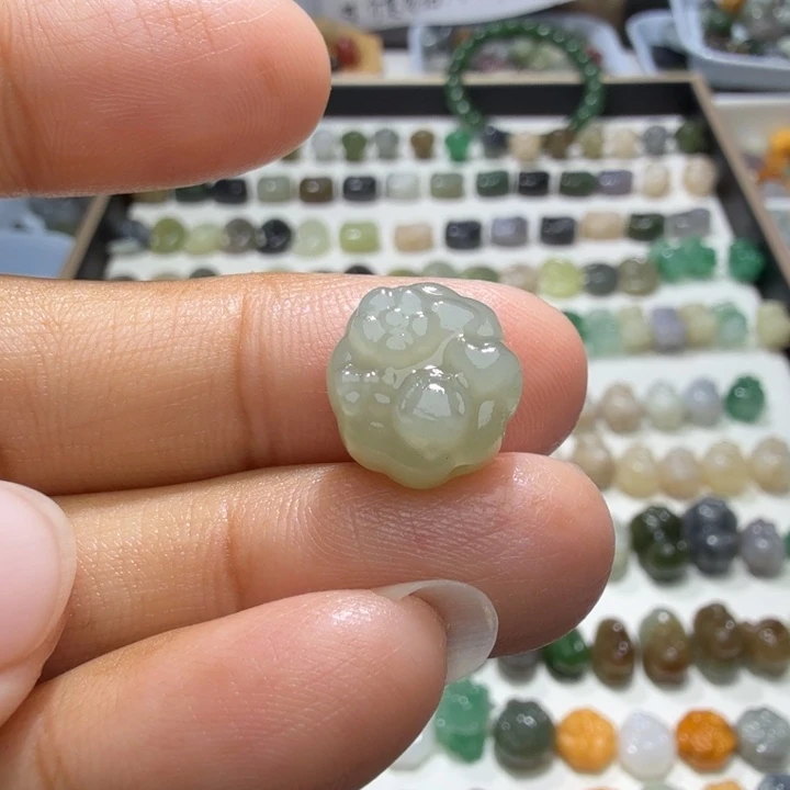 未镶嵌和田玉珠宝半成品