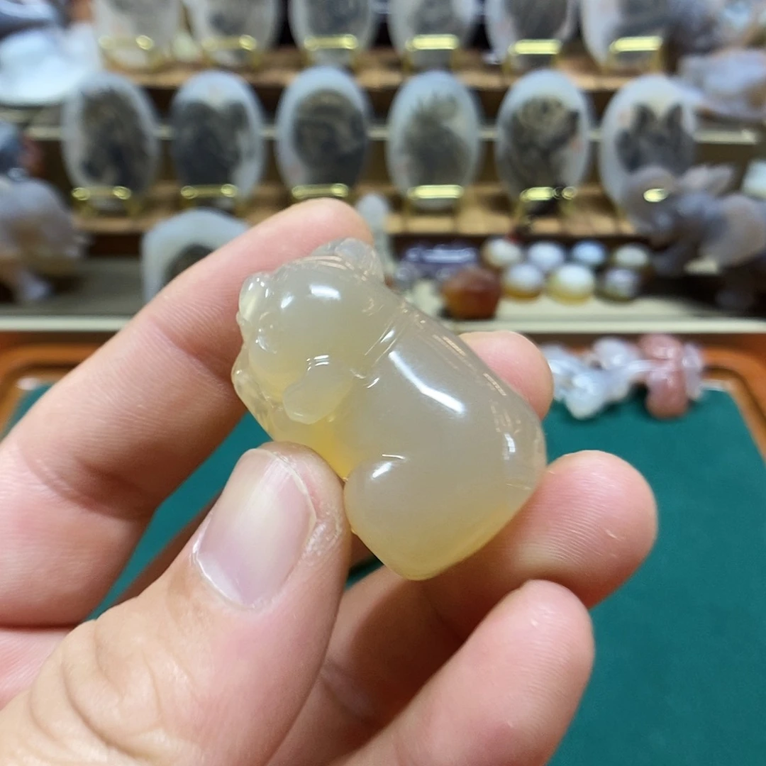玛瑙/玉髓颈饰未镶嵌