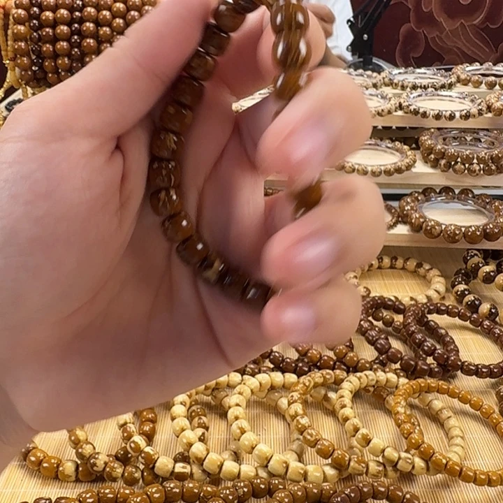 紫金鼠手串纯色实心微瑕带白小尺寸