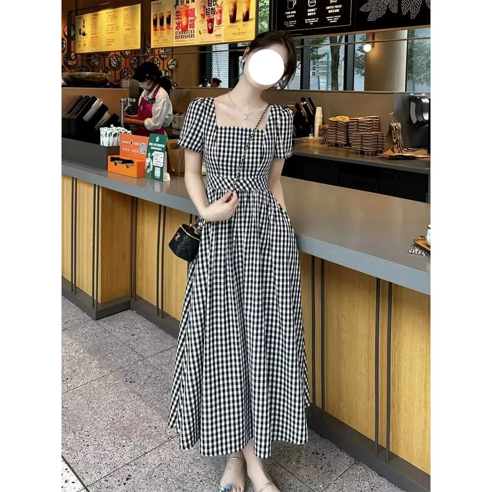 欧洲站2025夏季新款法式赫本风长裙复古高级感气质显瘦格子连衣裙