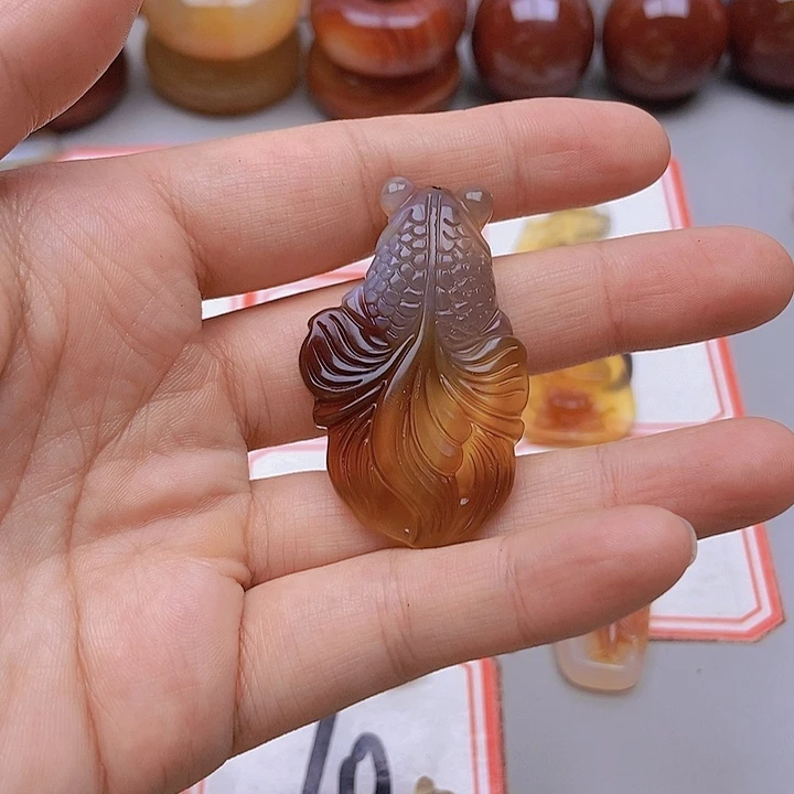 【闪购商品】玛瑙/玉髓未镶嵌珠宝半成品希**好