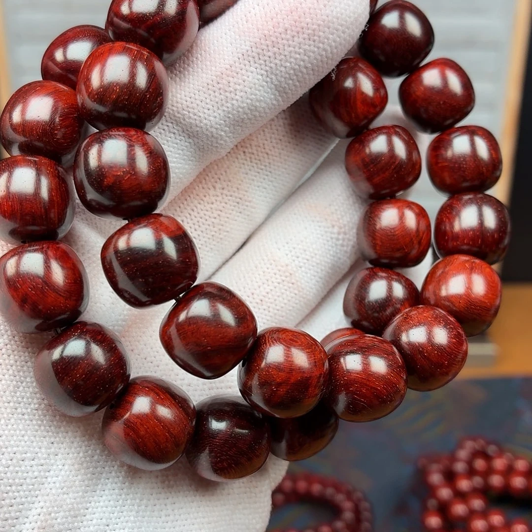 吉***宝小叶紫檀手串/手链