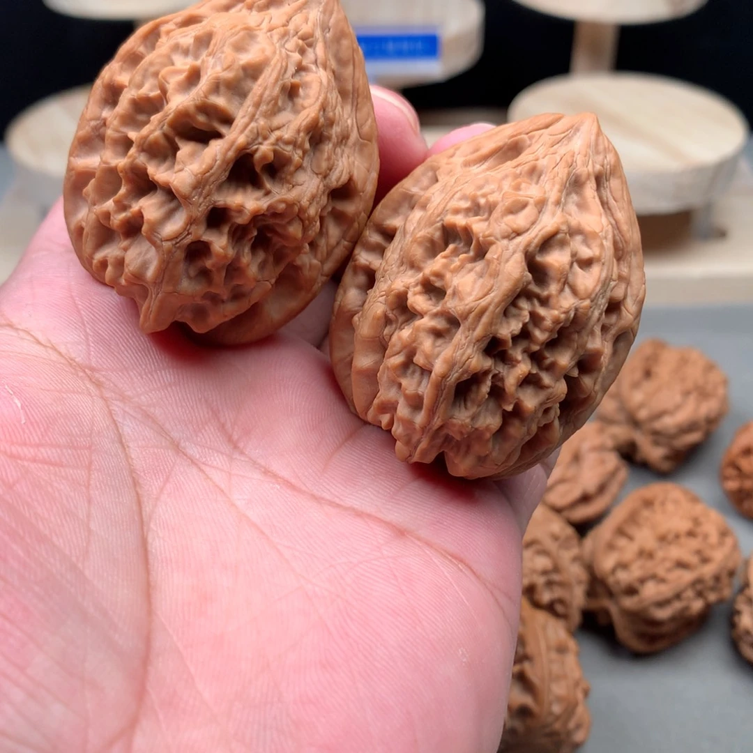 桃核吊坠大孤石核桃