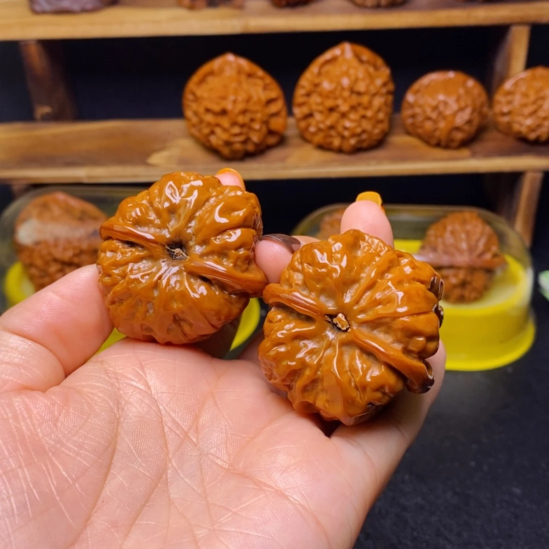书***笔吊坠桃核福利核桃