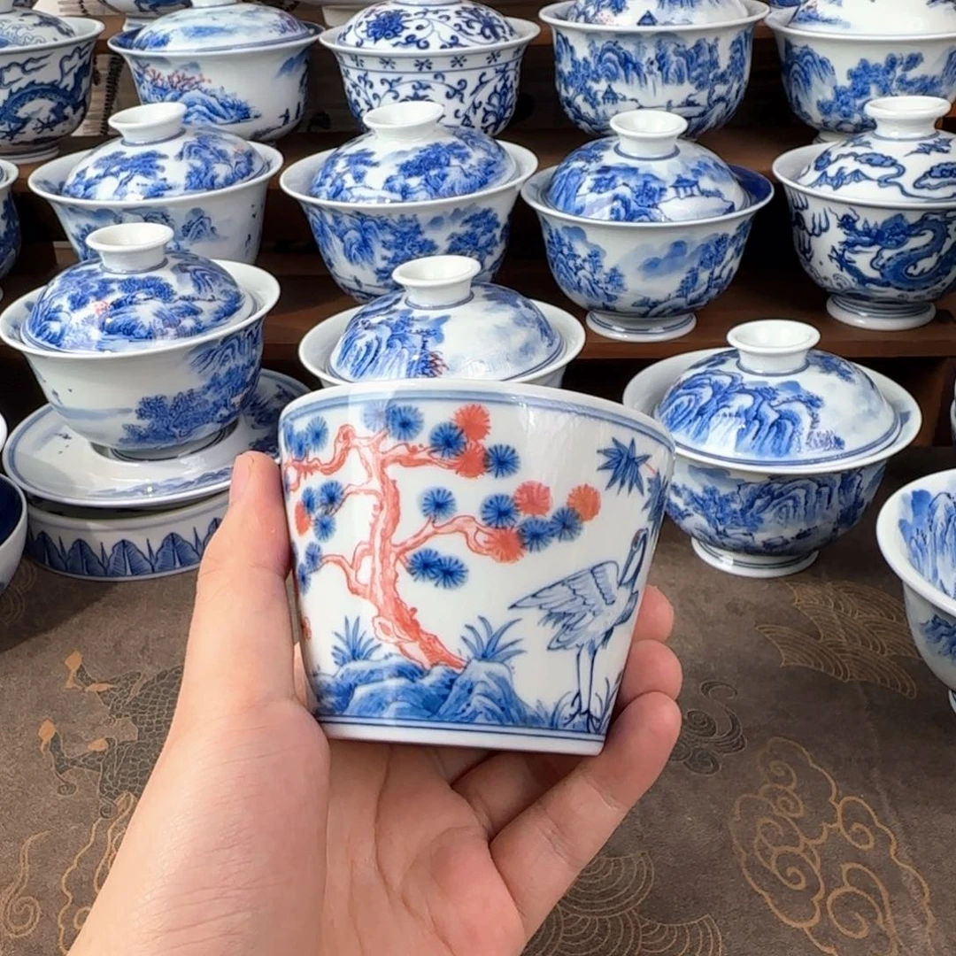 景德镇手绘釉下红松鹤延年
