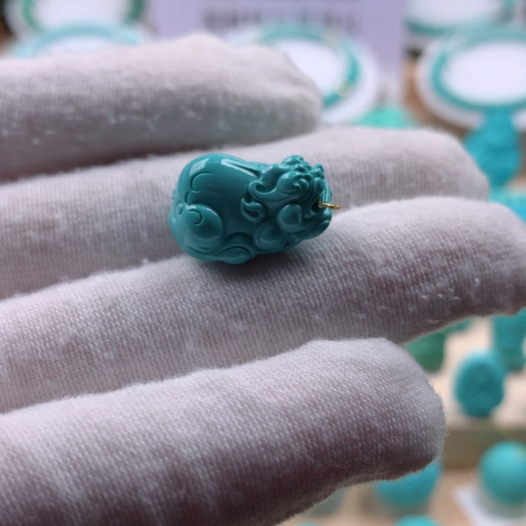 绿松石配饰未镶嵌