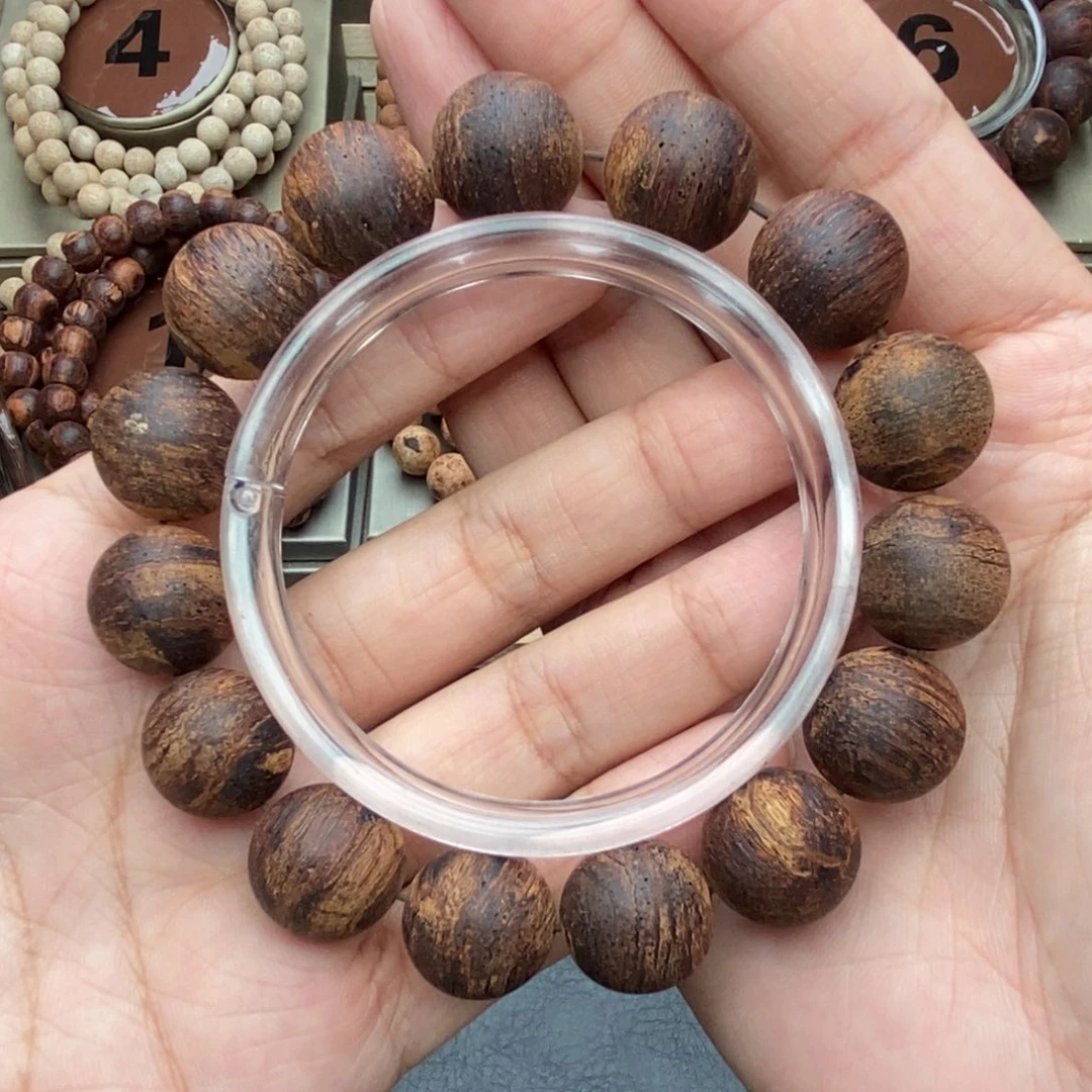 守***你降真香手串/手链15/钙化金甲