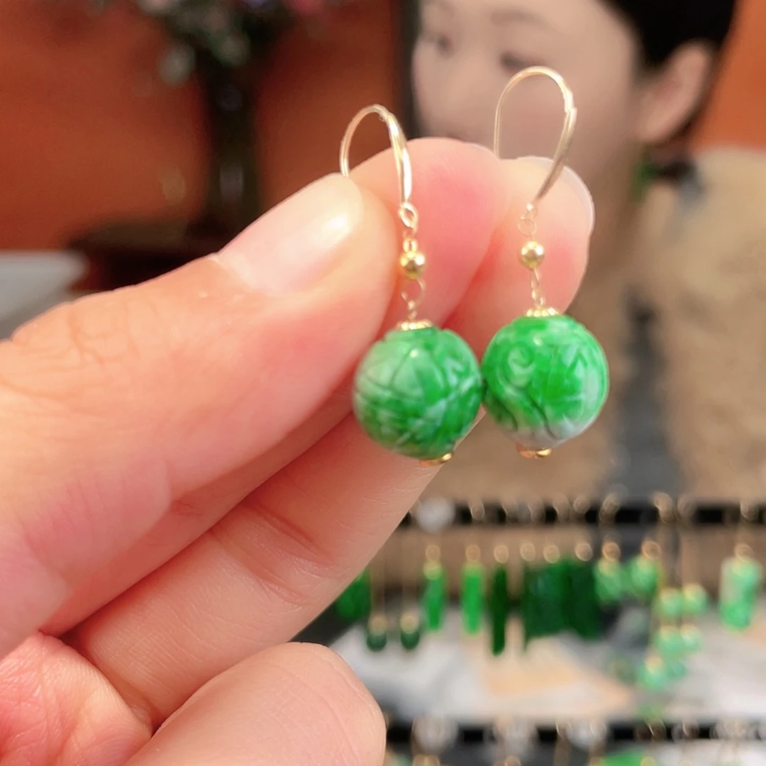翡翠18K金镶嵌耳饰
