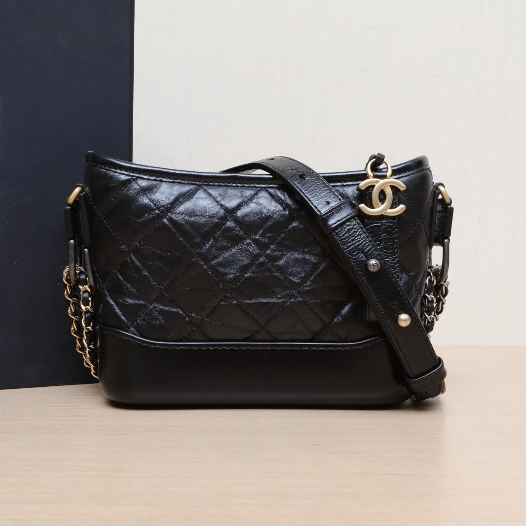 99新 Chanel/香奈儿 小花柳流浪包 小号 黑色 芯片开 金银扣