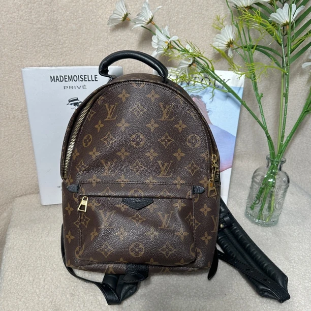 95新 LouisVuitton/路易威登 书包 双肩包 全原95新