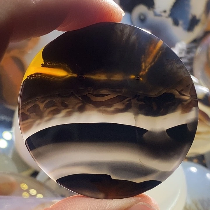 未镶嵌颈饰玛瑙/玉髓三****3