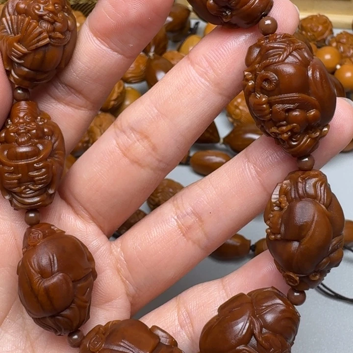 橄榄核手串/手链八大财神