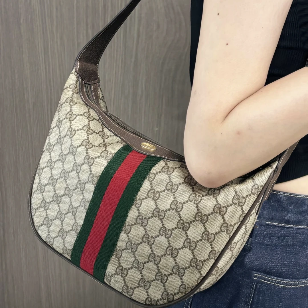 95新 GUCCI/古驰 暮野奢品/古驰斜挎/21011