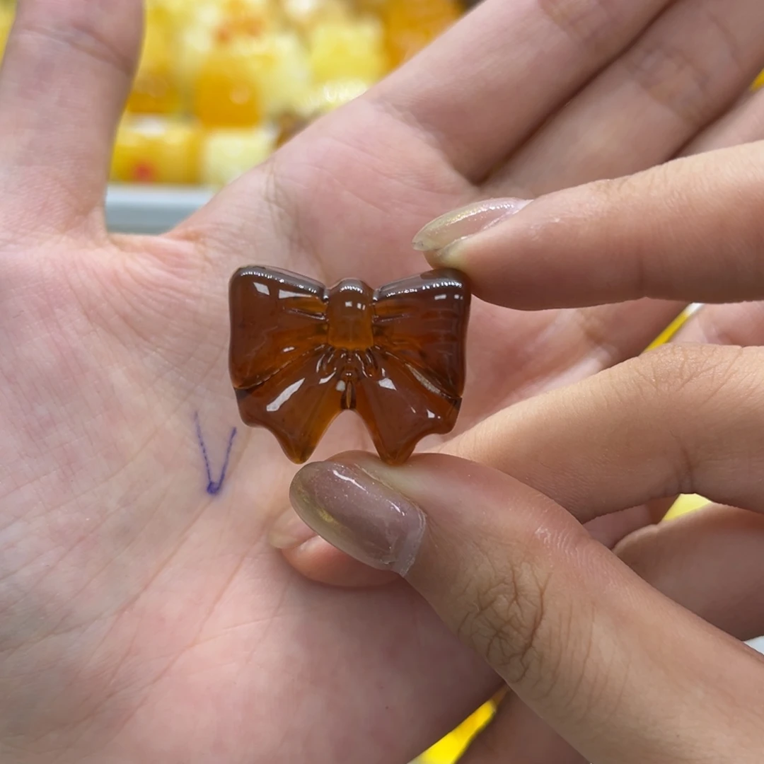 未镶嵌颈饰琥珀天然琥珀