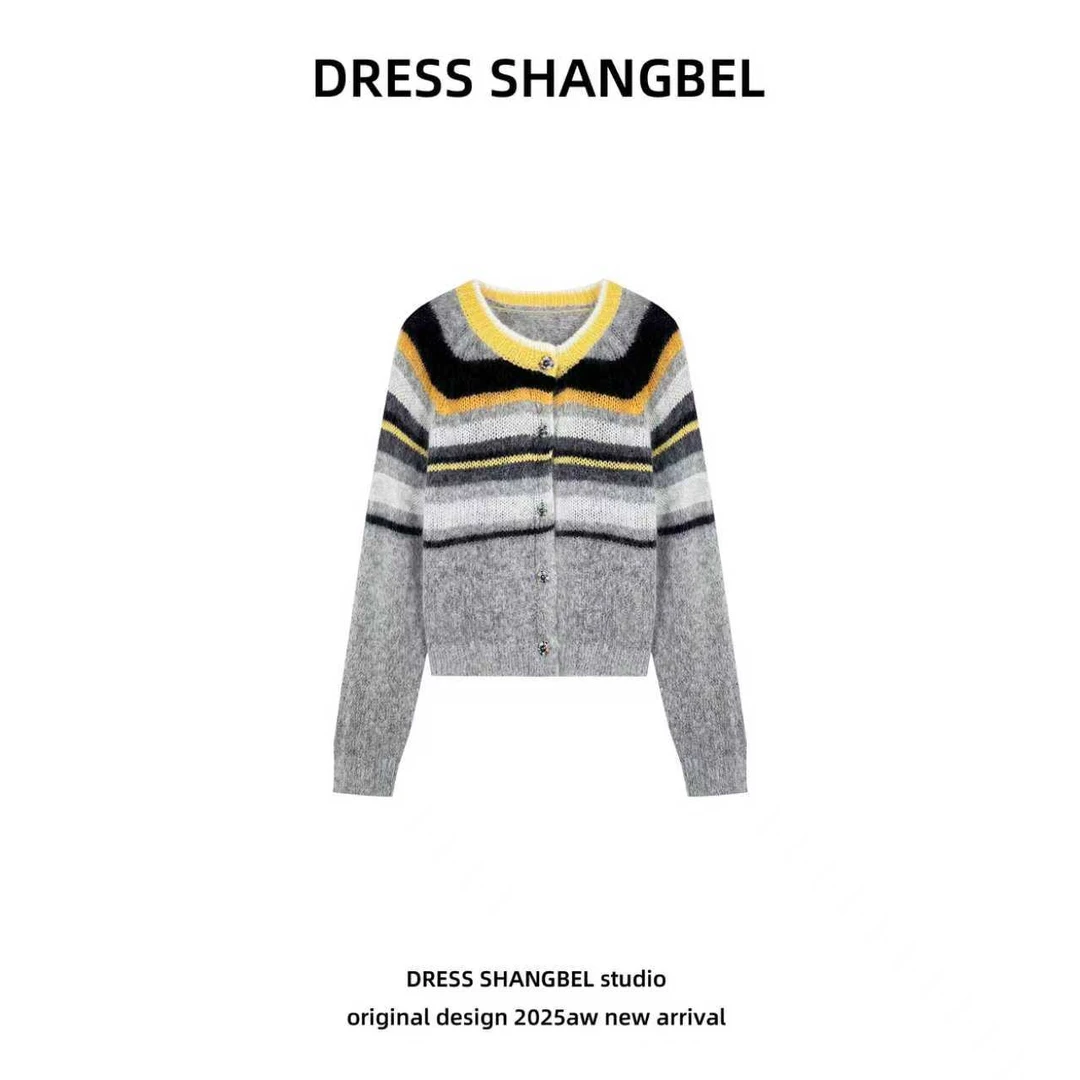 DRESS -秋冬新款C57条纹女保暖长袖打底毛针织衫6103H