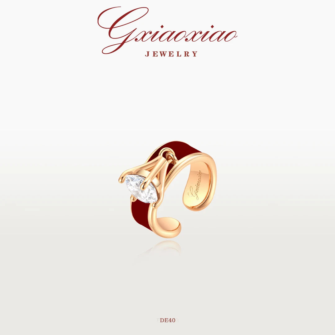 G XIAOXIAO 镀K金 法式气质复古高级感红色小滴溜耳夹 DE40