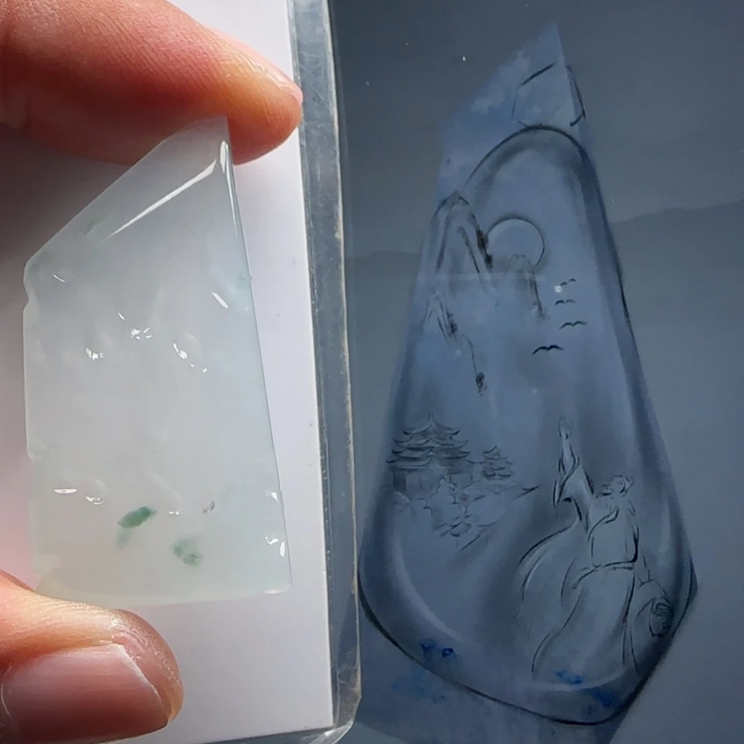 定制翡翠未镶嵌翡翠含雕刻