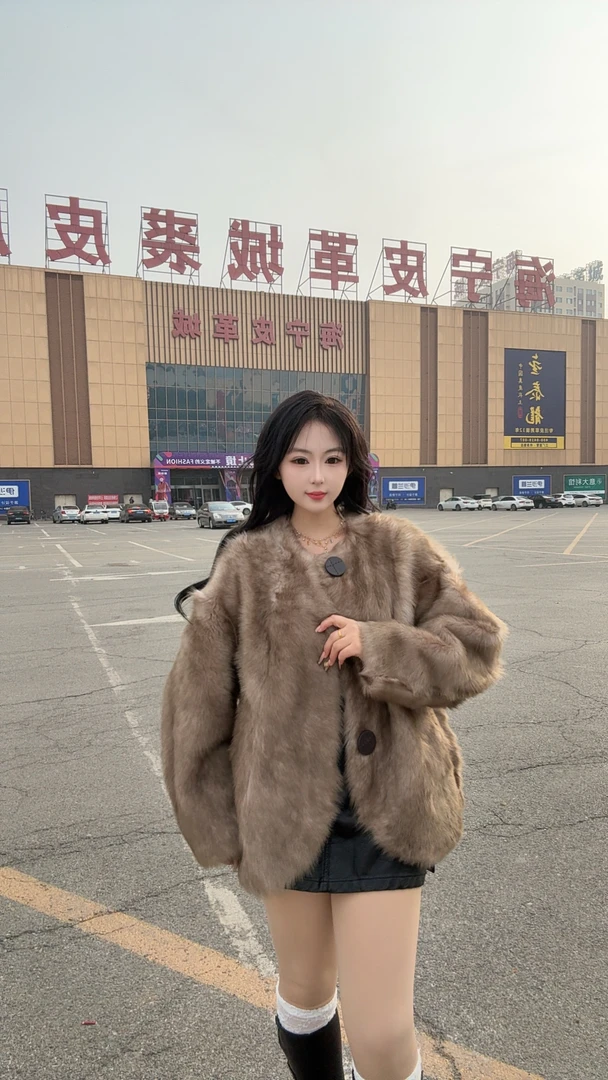 【2025年新款上新】一毛三色羊皮羊毛皮毛一体托斯卡纳冬季百搭款