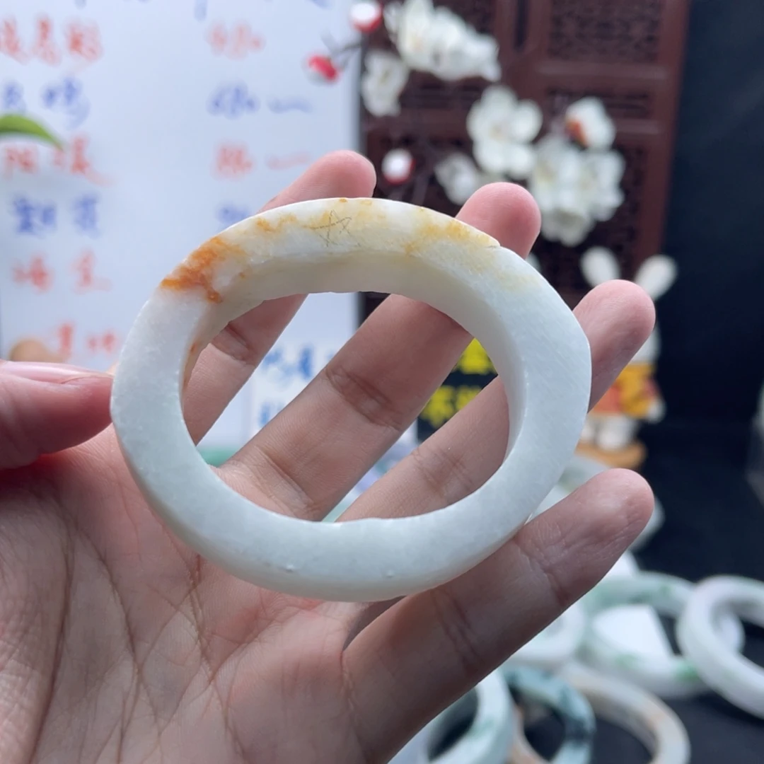 定制翡翠未镶嵌大圈口62-65